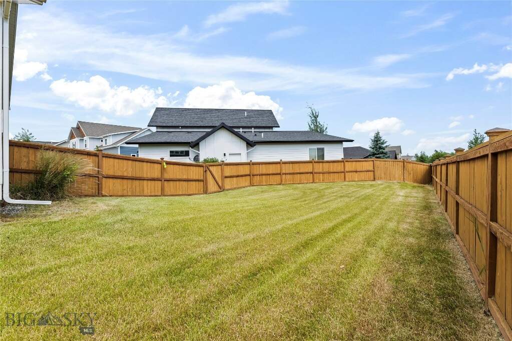 3 Bedroom Single Family Home/House's Image 27