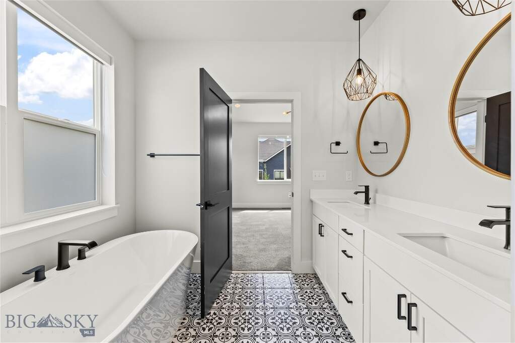 3 Bedroom Single Family Home/House's Image 41