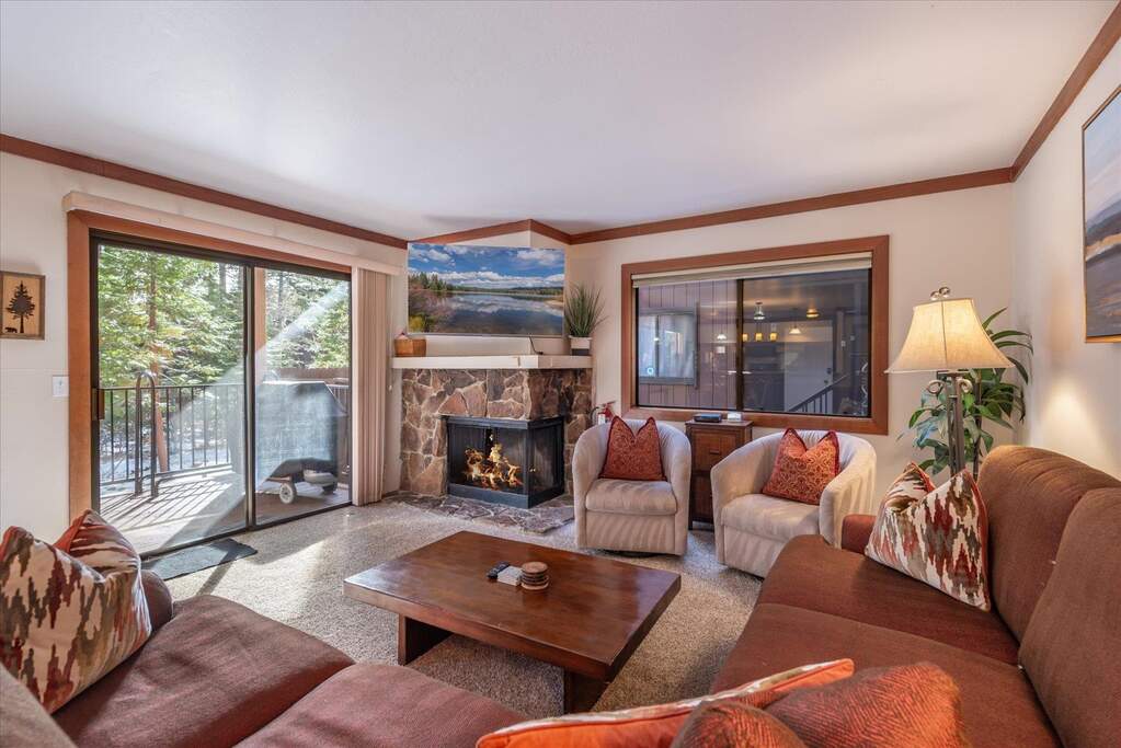 2560 Lake Forest Road #2, Tahoe City, CA 96145