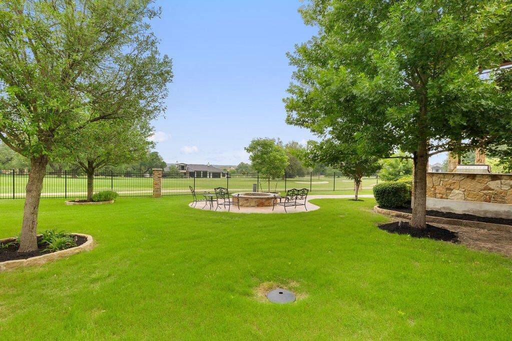 4 Bedroom Single Family Home/House's Image 32