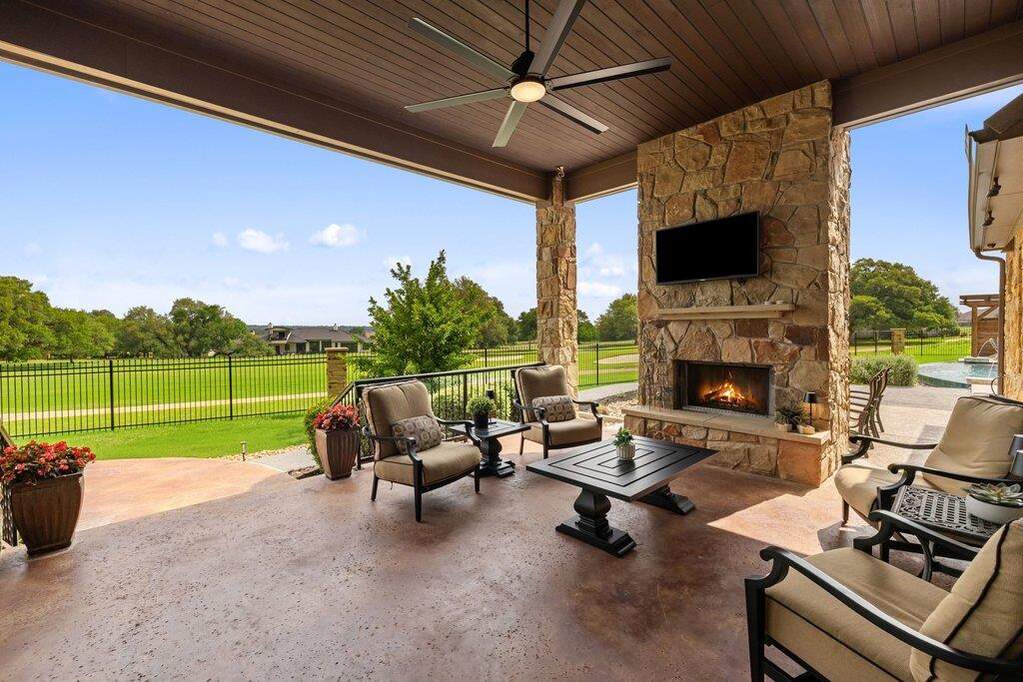 4 Bedroom Single Family Home/House's Image 34