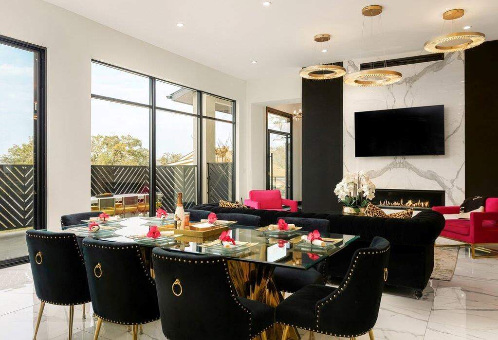 5 Bedroom Single Family Home/House's Image 21