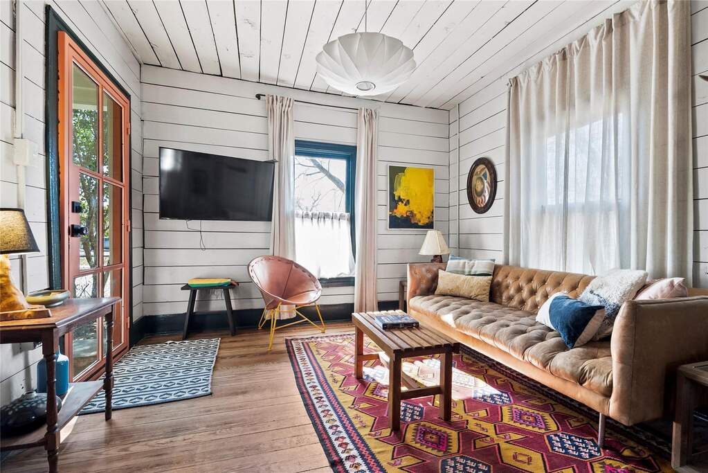 2 Bedroom Single Family Home/House's Image 5