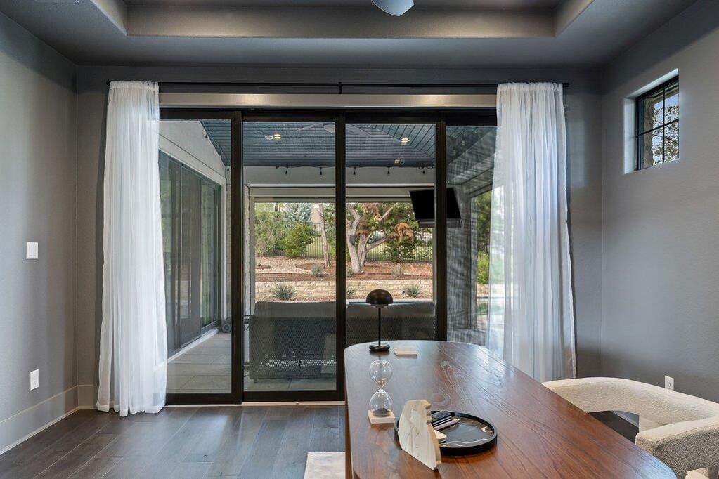 3 Bedroom Single Family Home/House's Image 10