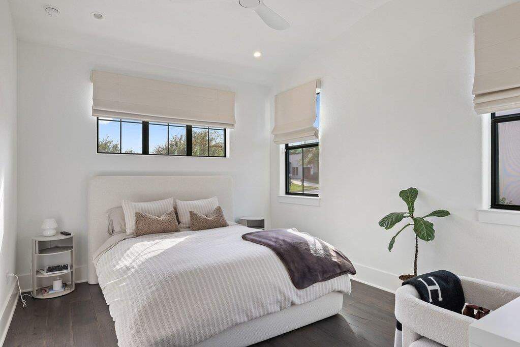 3 Bedroom Single Family Home/House's Image 21