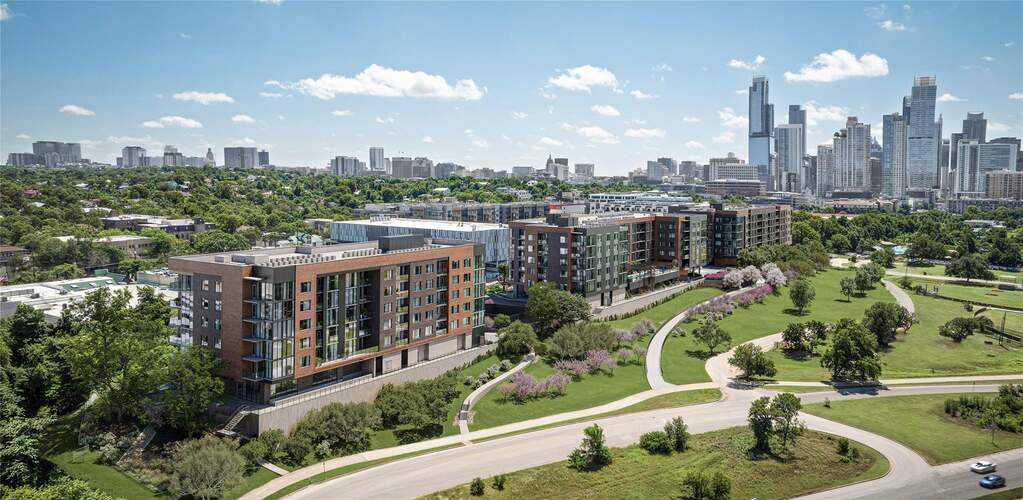 Exterior view highlighting The Belvedere’s connection to Austin’s outdoor lifestyle. Located at The Belvedere Trailhead with direct access to the Butler Hike and Bike Trail. Conveniently posi