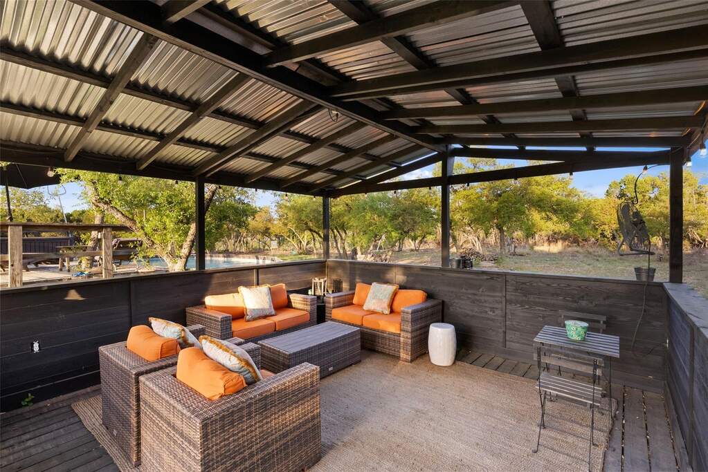 3 Bedroom Farm/Ranch/Plantation's Image 29