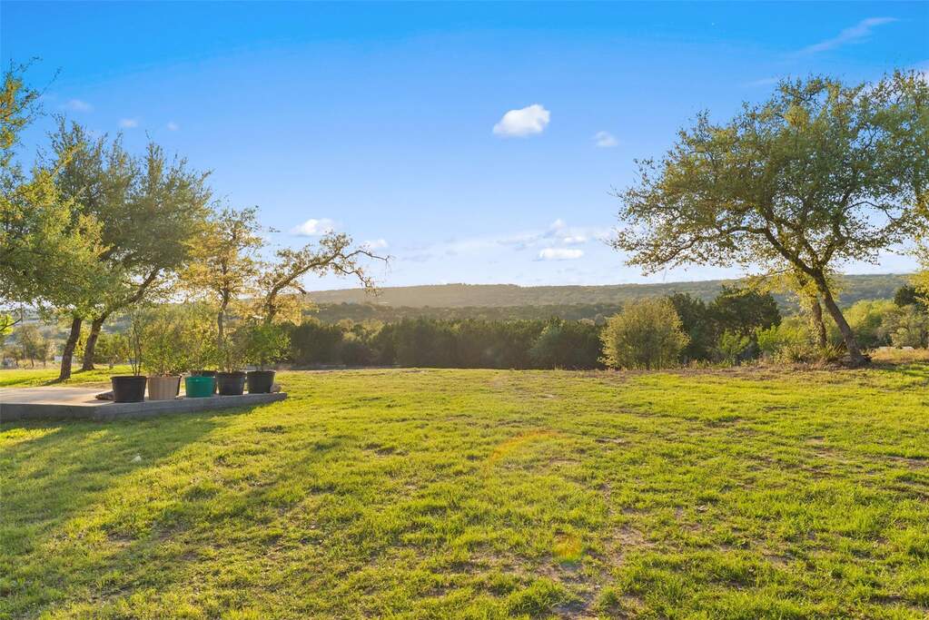 3 Bedroom Farm/Ranch/Plantation's Image 37