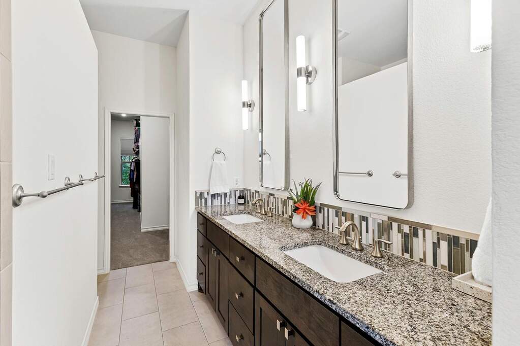 3 Bedroom Villa/Townhouse's Image 12