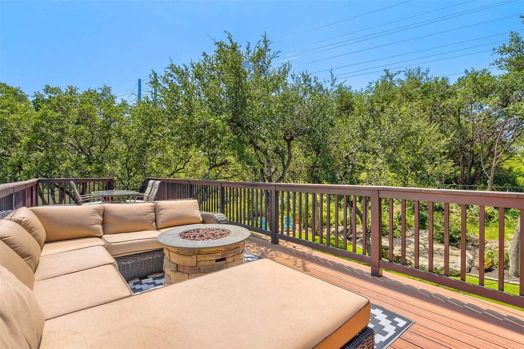 4 Bedroom Single Family Home/House's Image 28