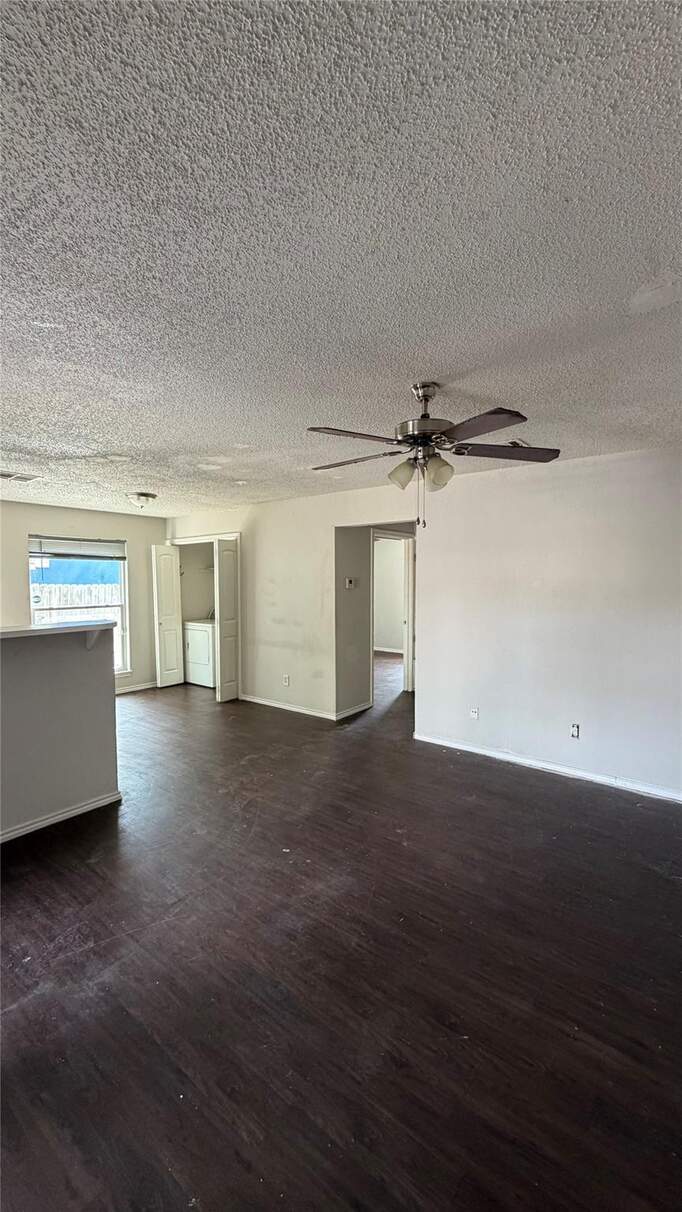 8 Bedroom Multi Unit's Image 5