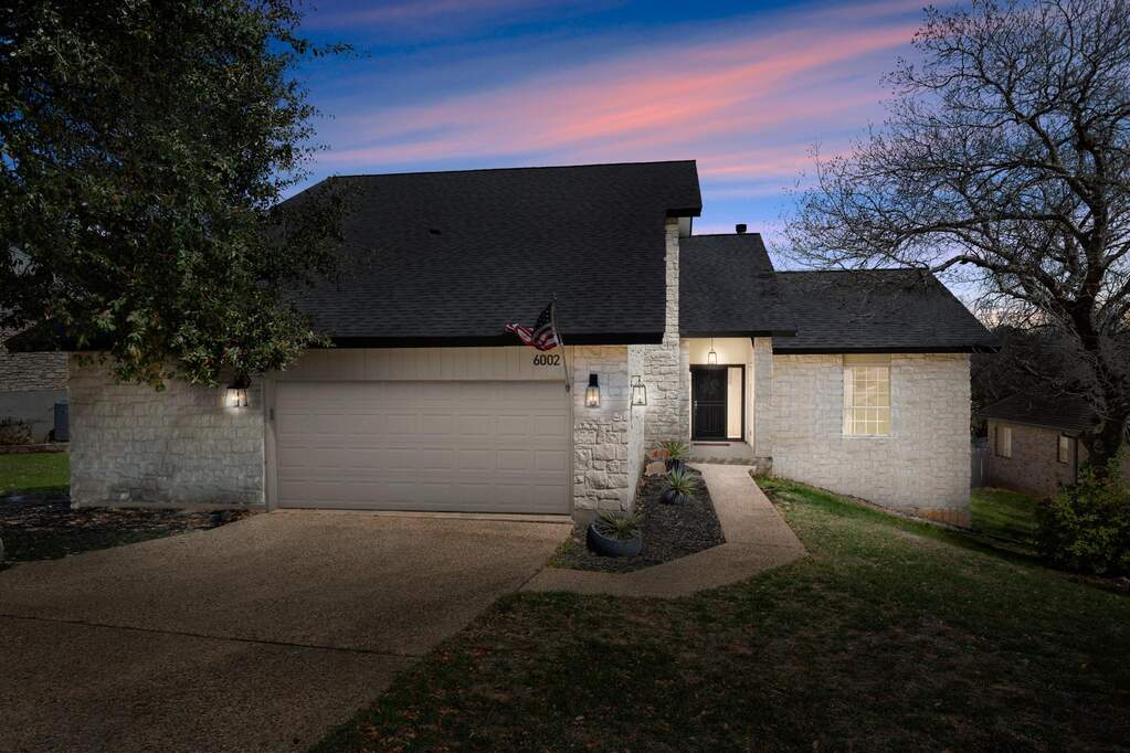4 Bedroom Single Family Home/House's Image 29