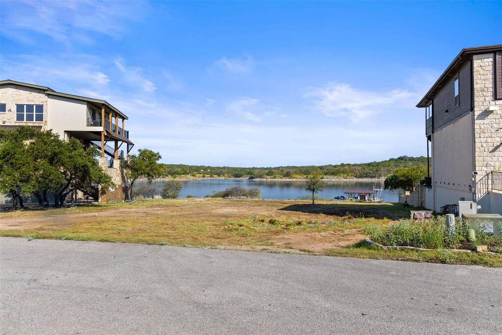Land/Vacant Land's Image 7