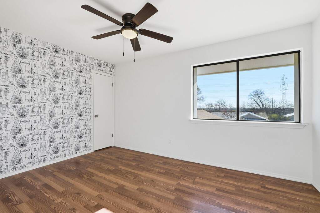 3 Bedroom Single Family Home/House's Image 11