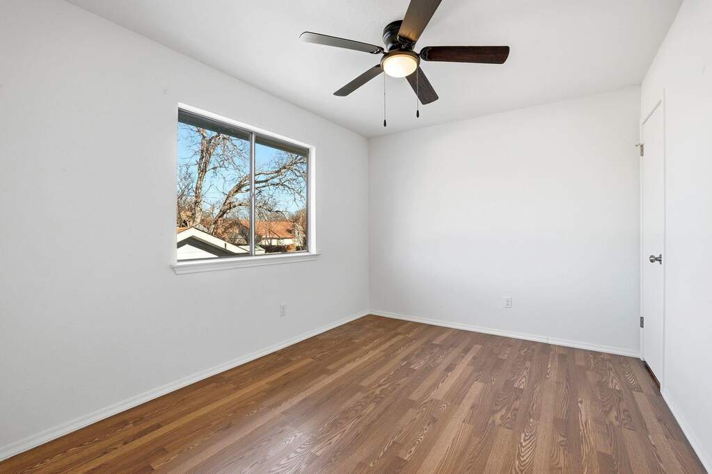 3 Bedroom Single Family Home/House's Image 12