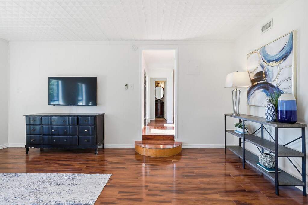 3 Bedroom Single Family Home/House's Image 24