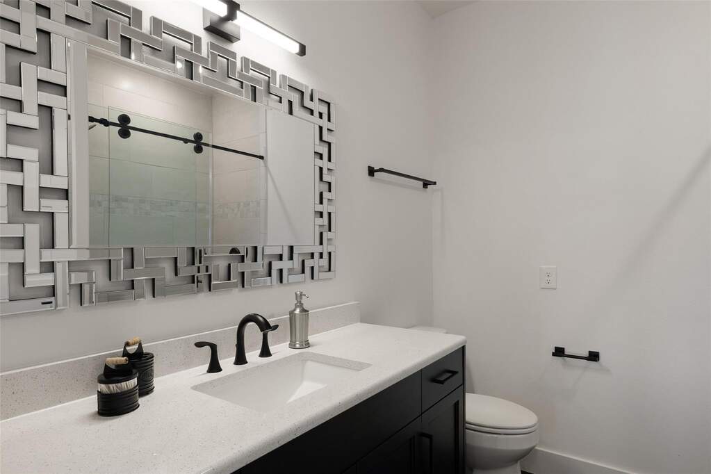 4 Bedroom Single Family Home/House's Image 30