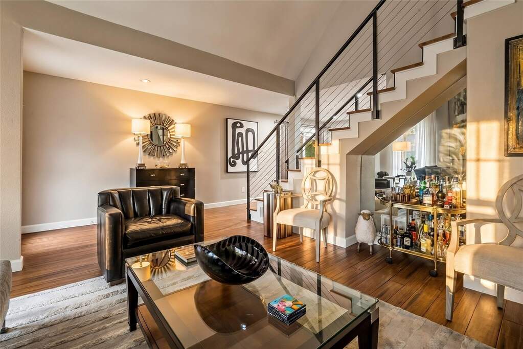 2 Bedroom Apartment/Flat's Image 11