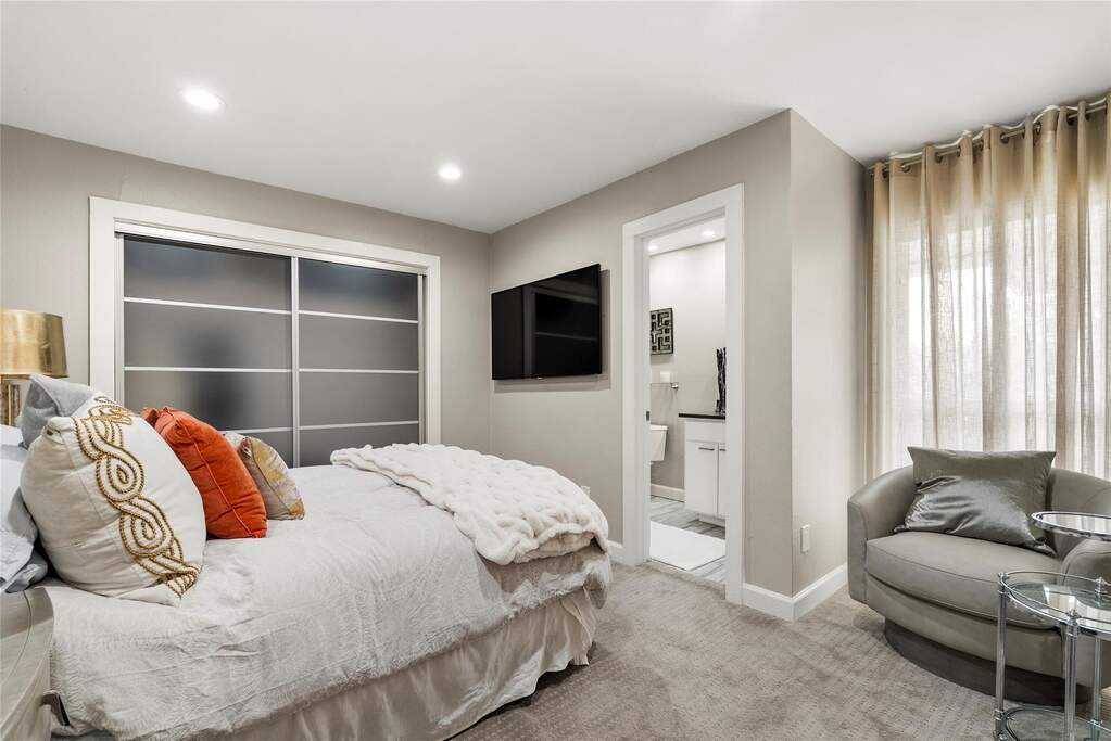 2 Bedroom Apartment/Flat's Image 25