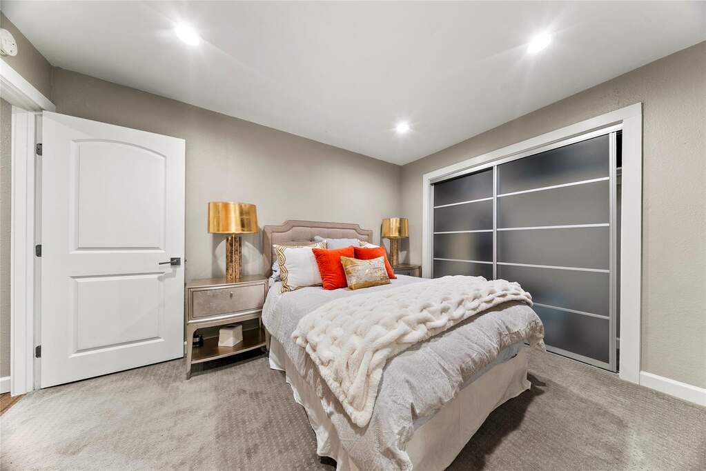 2 Bedroom Apartment/Flat's Image 26
