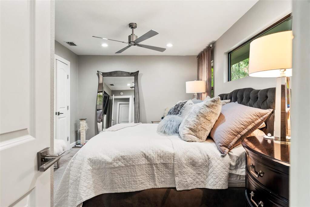 2 Bedroom Apartment/Flat's Image 34