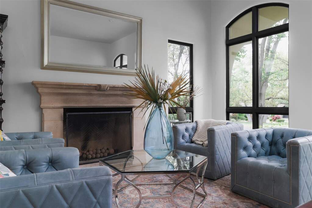 5 Bedroom Single Family Home/House's Image 18