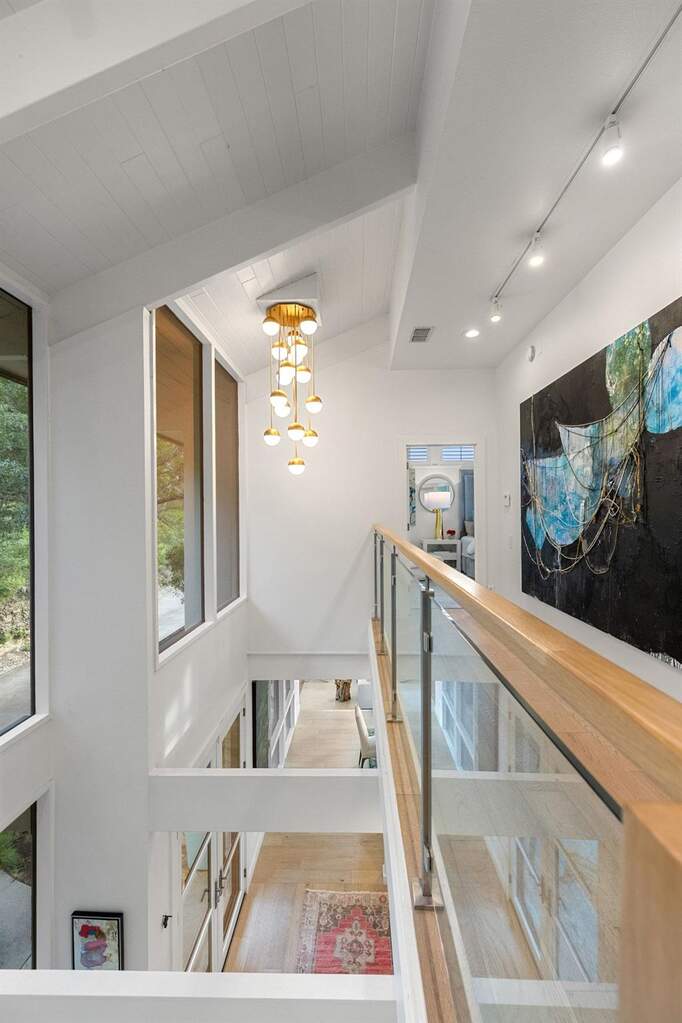 5 Bedroom Single Family Home/House's Image 24