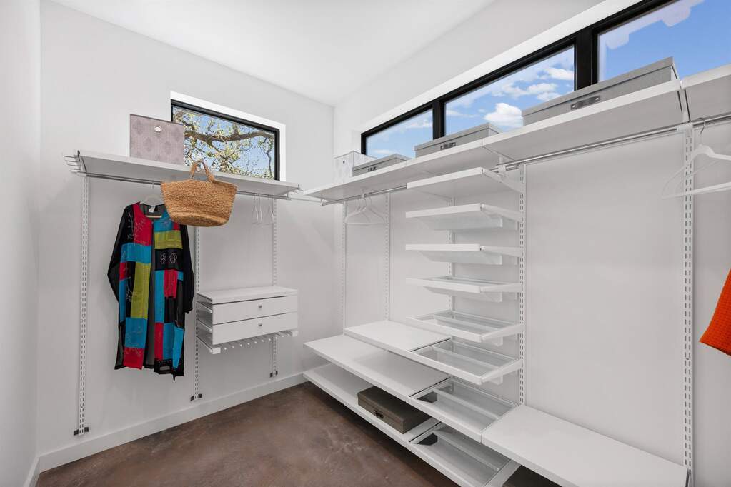 3 Bedroom Single Family Home/House's Image 20