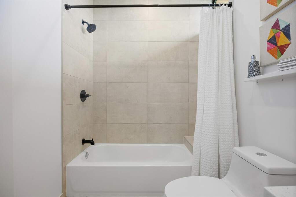 3 Bedroom Single Family Home/House's Image 22