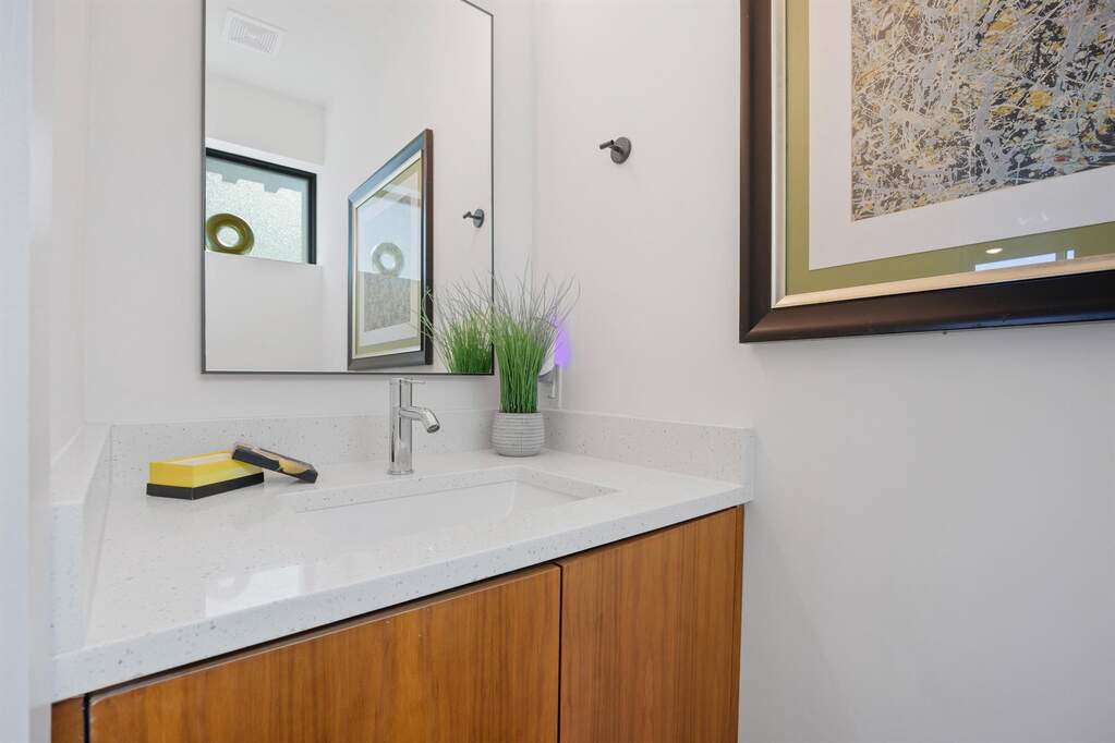 3 Bedroom Single Family Home/House's Image 23
