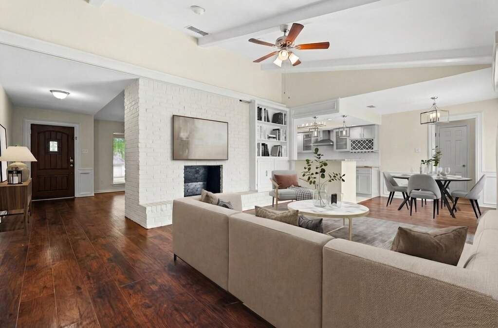 4 Bedroom Single Family Home/House's Image 10