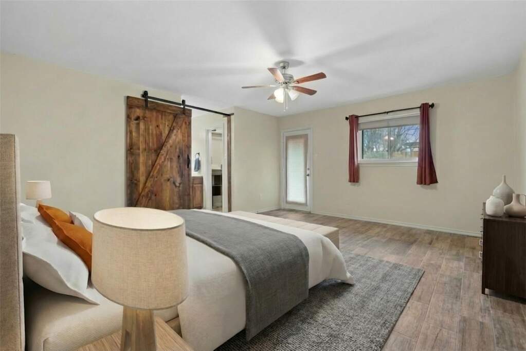 4 Bedroom Single Family Home/House's Image 11