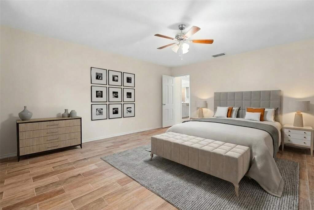 4 Bedroom Single Family Home/House's Image 12