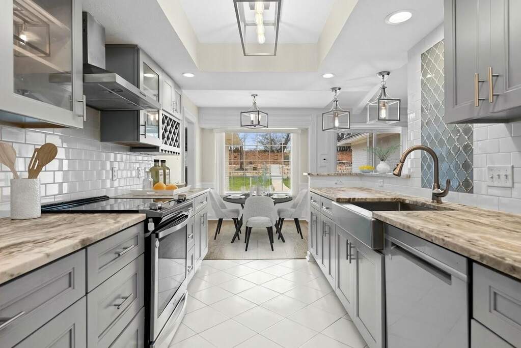 4 Bedroom Single Family Home/House's Image 5