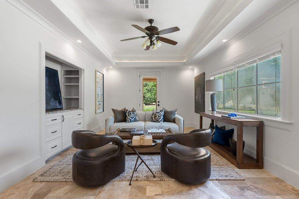 4 Bedroom Single Family Home/House's Image 14
