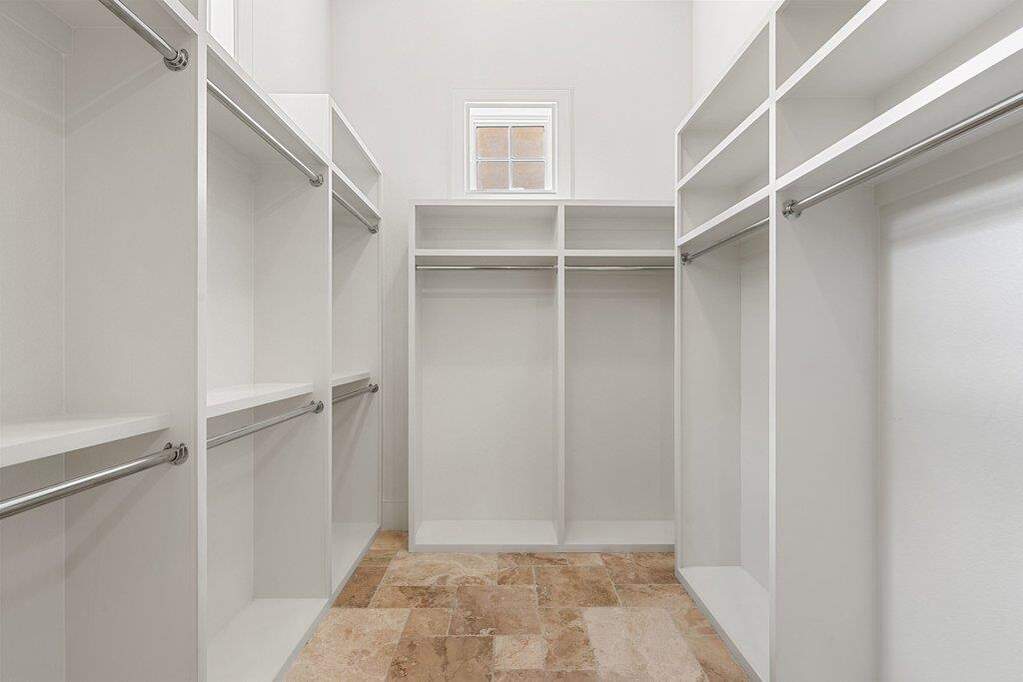 4 Bedroom Single Family Home/House's Image 22