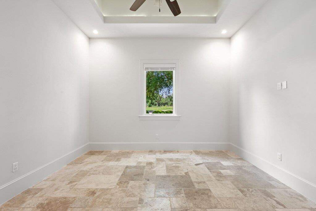 4 Bedroom Single Family Home/House's Image 26