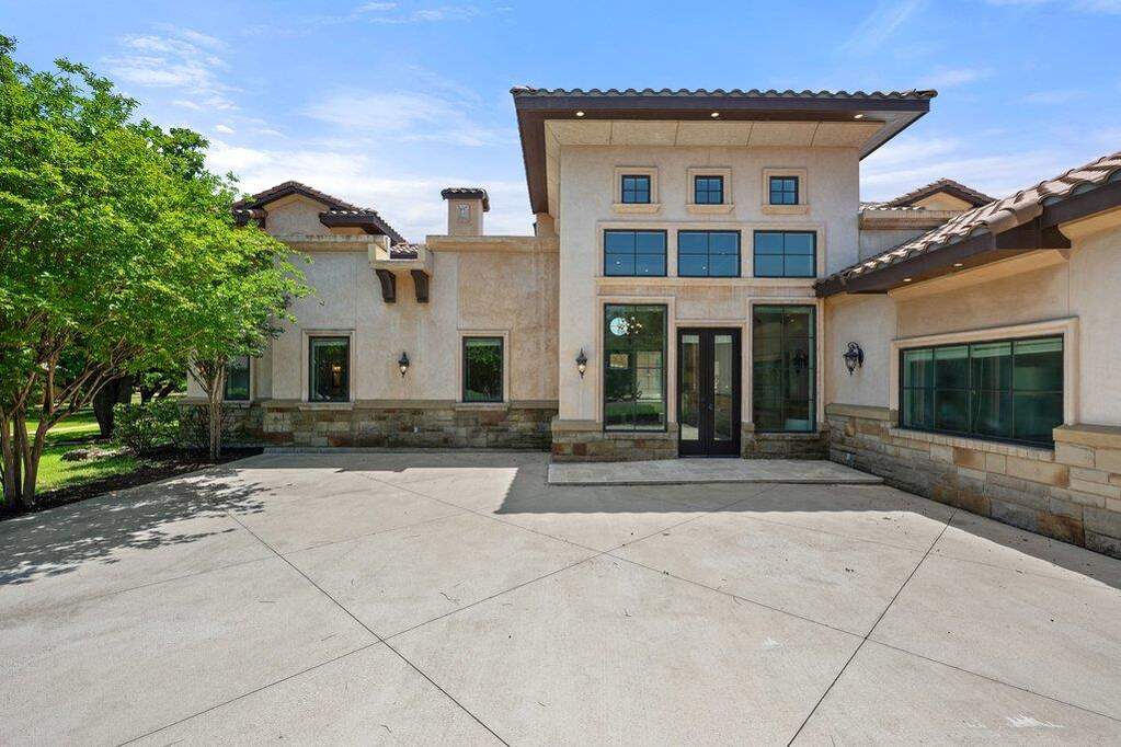 4 Bedroom Single Family Home/House's Image 31