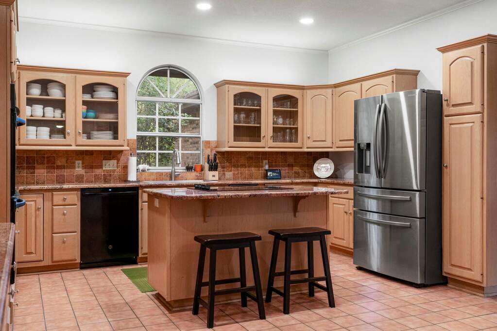4 Bedroom Single Family Home/House's Image 14