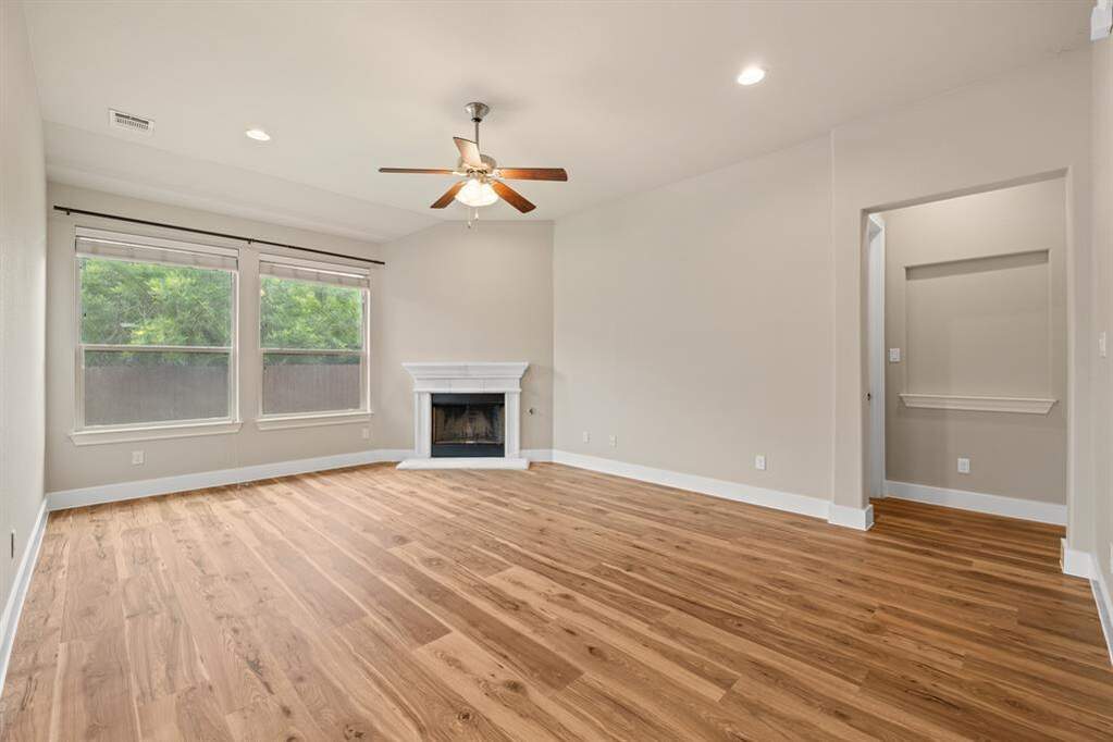 3 Bedroom Single Family Home/House's Image 9
