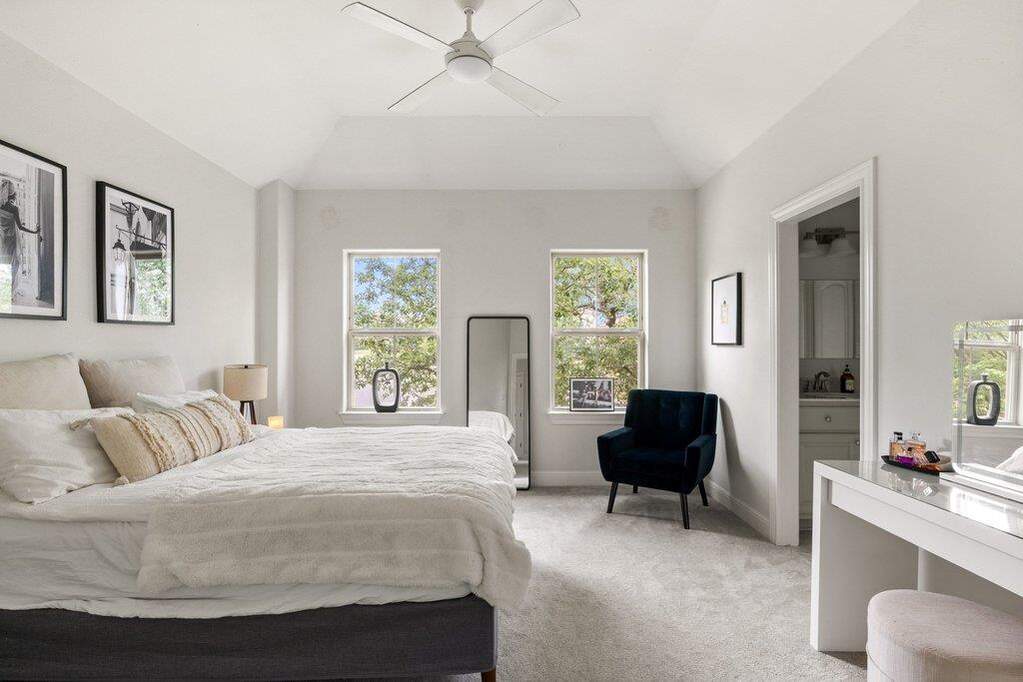 5 Bedroom Single Family Home/House's Image 17