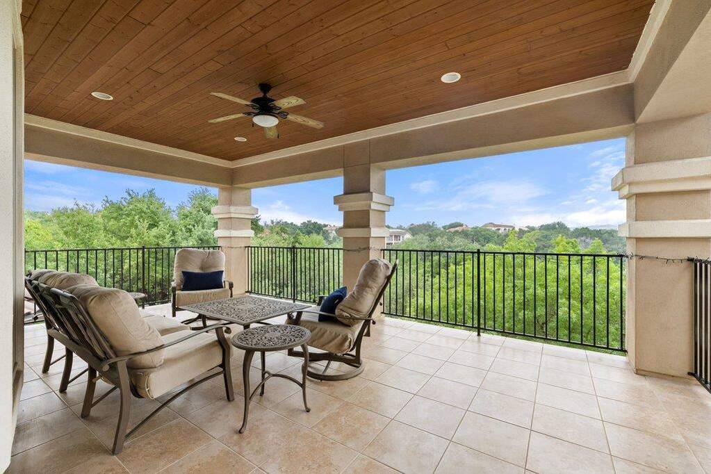 5 Bedroom Single Family Home/House's Image 23