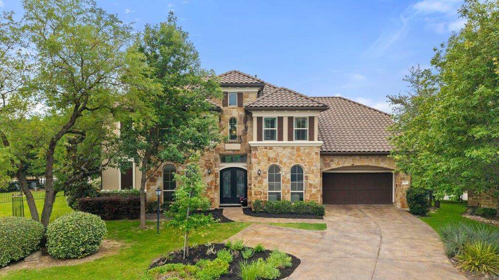 5 Bedroom Single Family Home/House's Image 26
