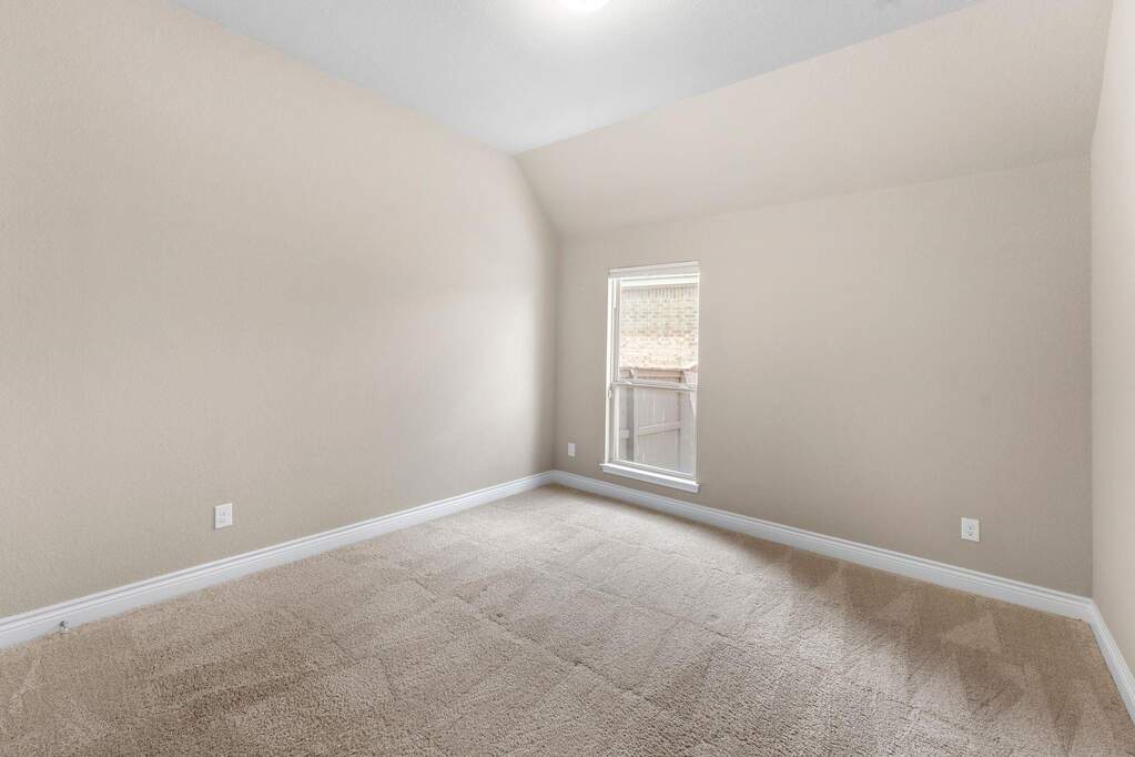 4 Bedroom Single Family Home/House's Image 23