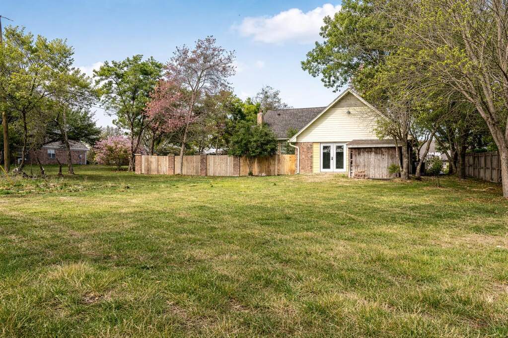 4 Bedroom Single Family Home/House's Image 26