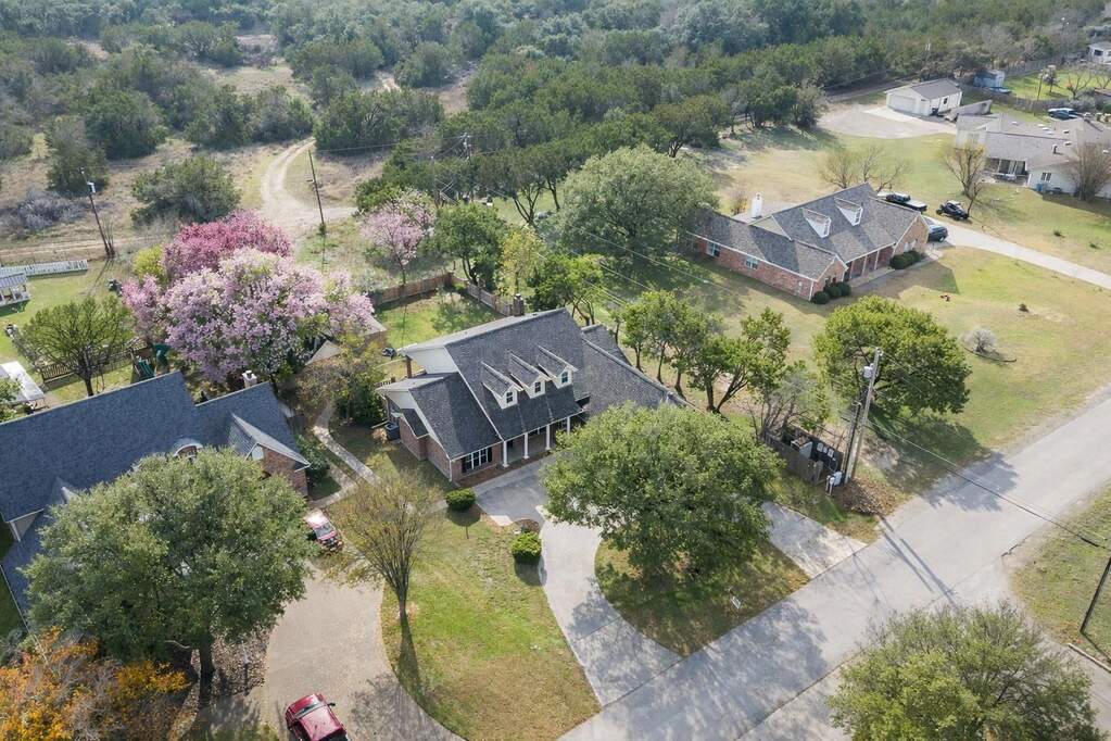 4 Bedroom Single Family Home/House's Image 30