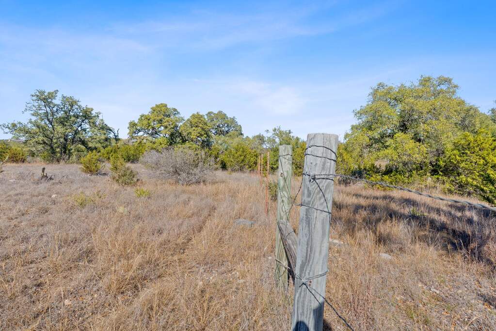 Farm/Ranch/Plantation's Image 16