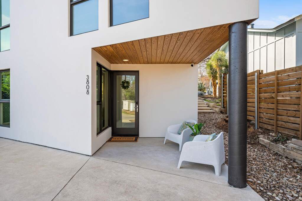 4 Bedroom Single Family Home/House's Image 26