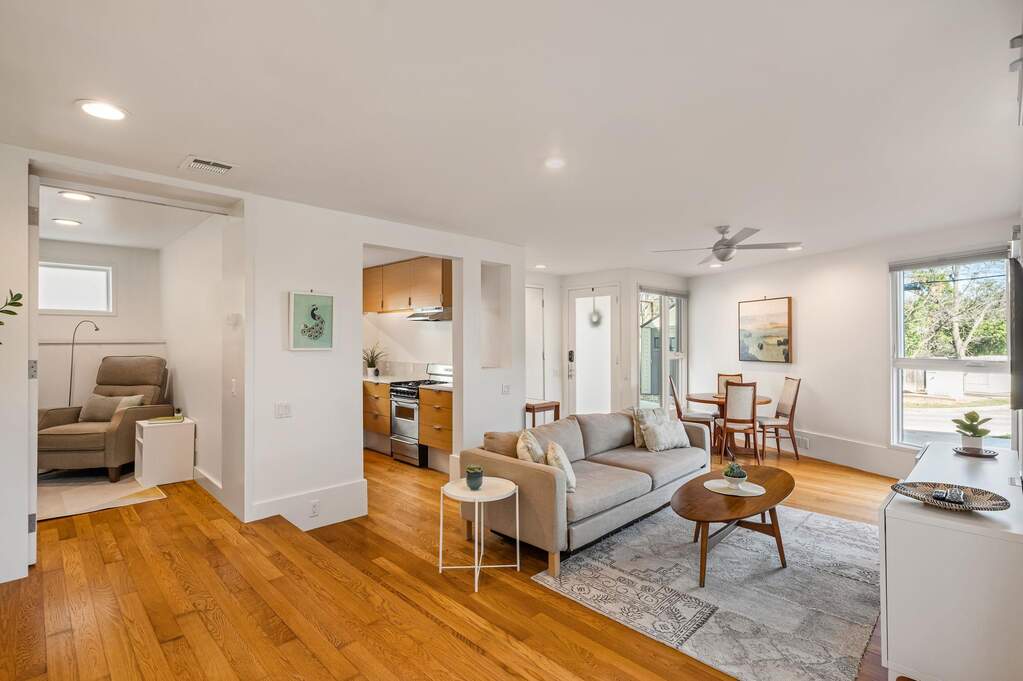 4 Bedroom Single Family Home/House's Image 28