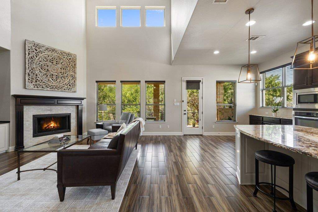 4 Bedroom Single Family Home/House's Image 8